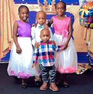 Meet your Posher, Kaloko